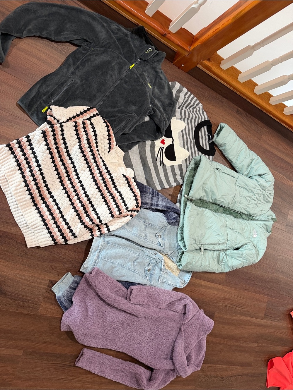 Bundle  Women’s Outerwear & sweaters